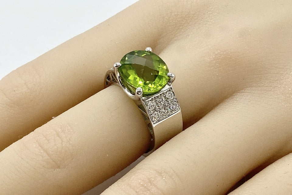 TASAKI 【タサキ】K18WGペリドット ダイヤモンドリング (NO.62237