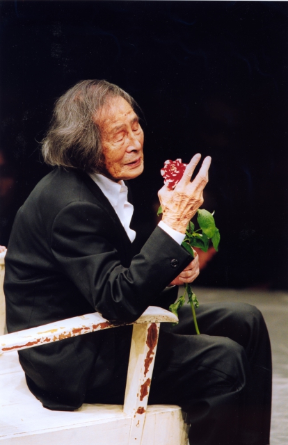 JFDB - 大野一雄 ひとりごとのように