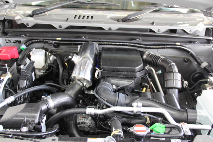 ジムニーJB64 ハイブリッジファースト パワーチャンバー取付