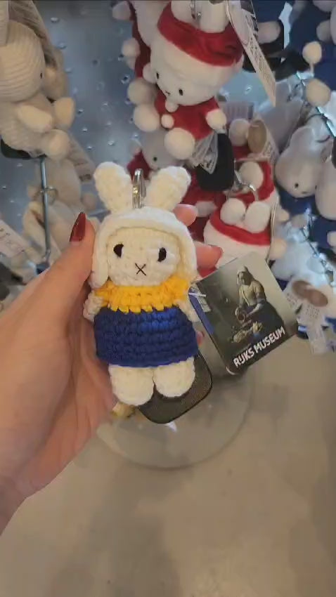 Miffy Keychain (Rijks Museum Milkmaid Miffy) by Just Dutch – JINI MINI