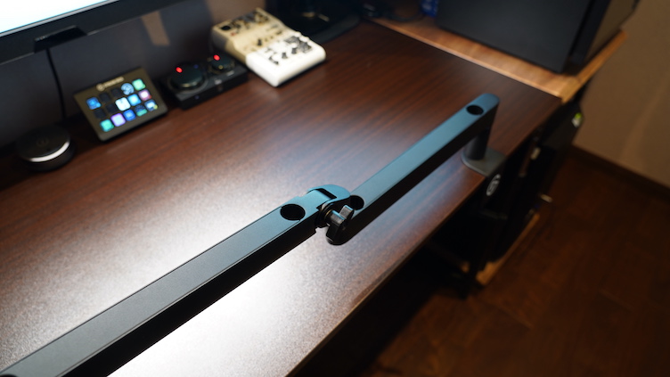 Elgato Wave Mic Arm LP レビュー：人気の薄型デザインマイクアーム