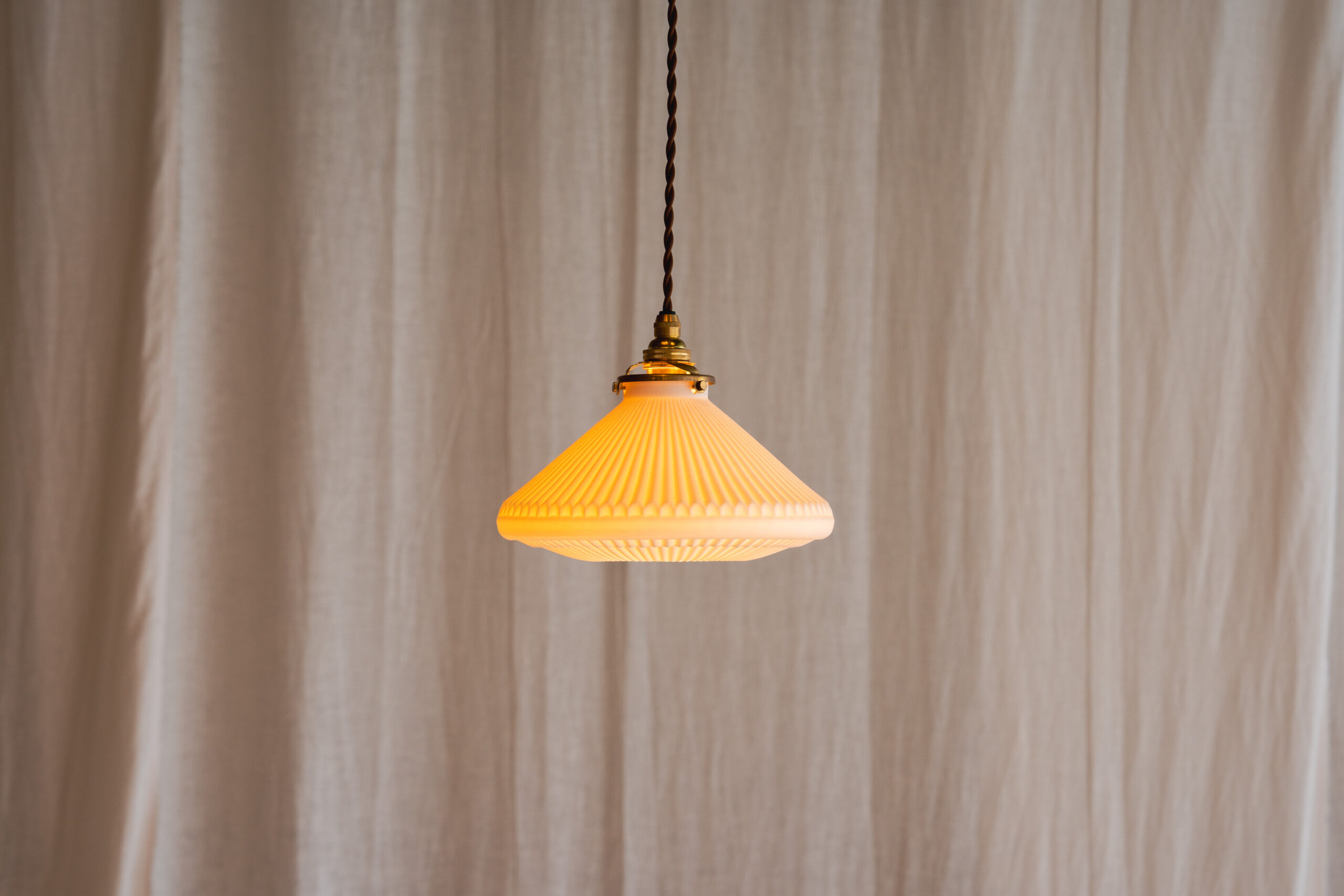 飛松灯器 Cone M /half/accordion | ジクウノアトリエ猪苗代