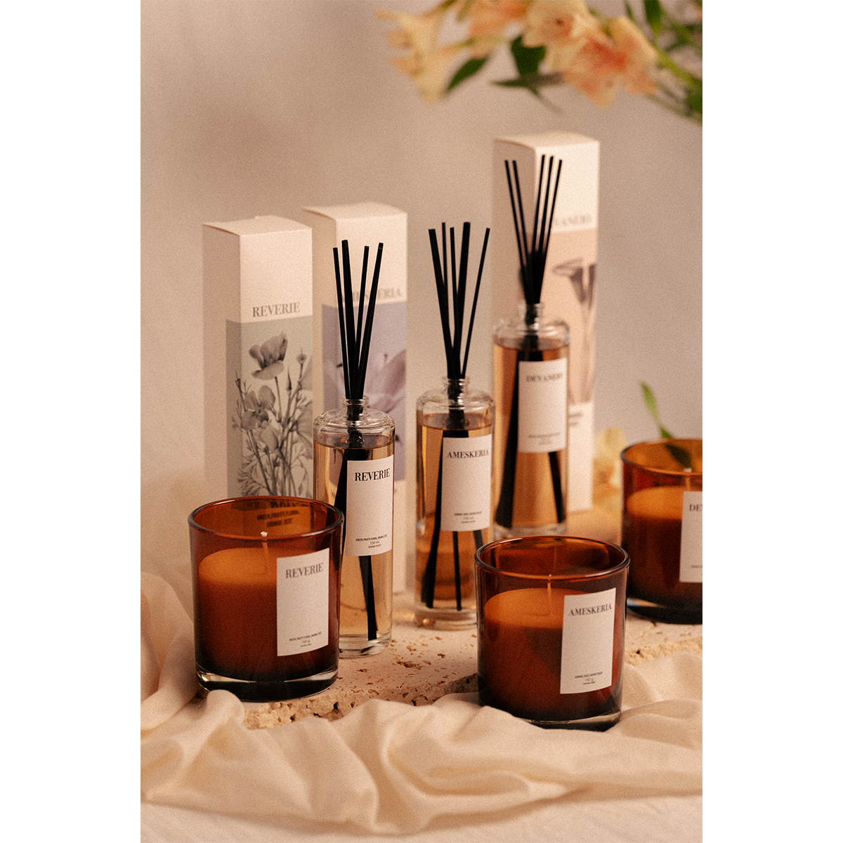 雑貨卸、雑貨仕入れ（【REMINISCENT OF DREAMS】グラス入りキャンドル