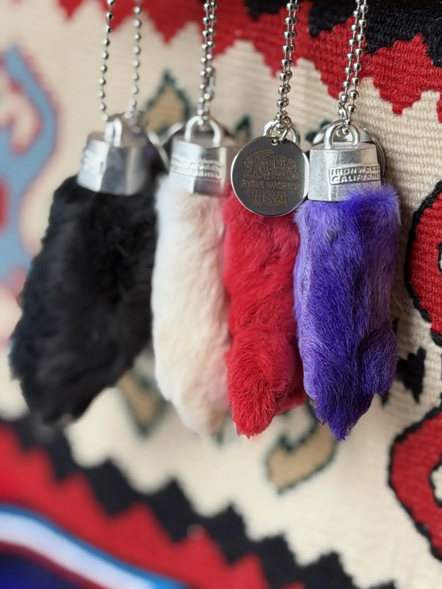 RABBITS FOOT KEY CHAIN 