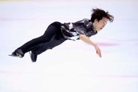 鍵山優真が男子SP首位 フィギュアのサマーカップ｜JOC - 日本