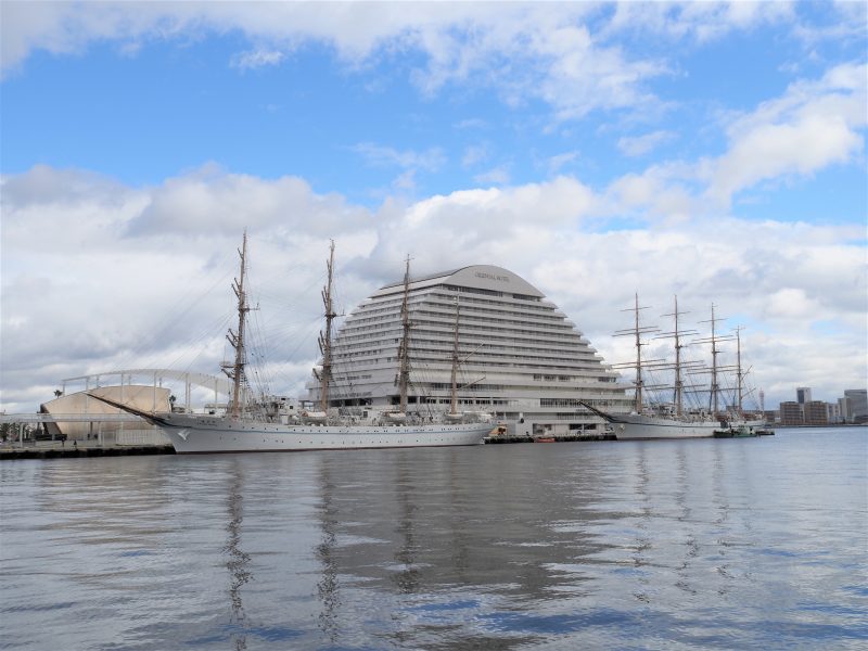 帆船「日本丸」と「海王丸」が神戸・中突堤で初ランデブー！ | ラジオ