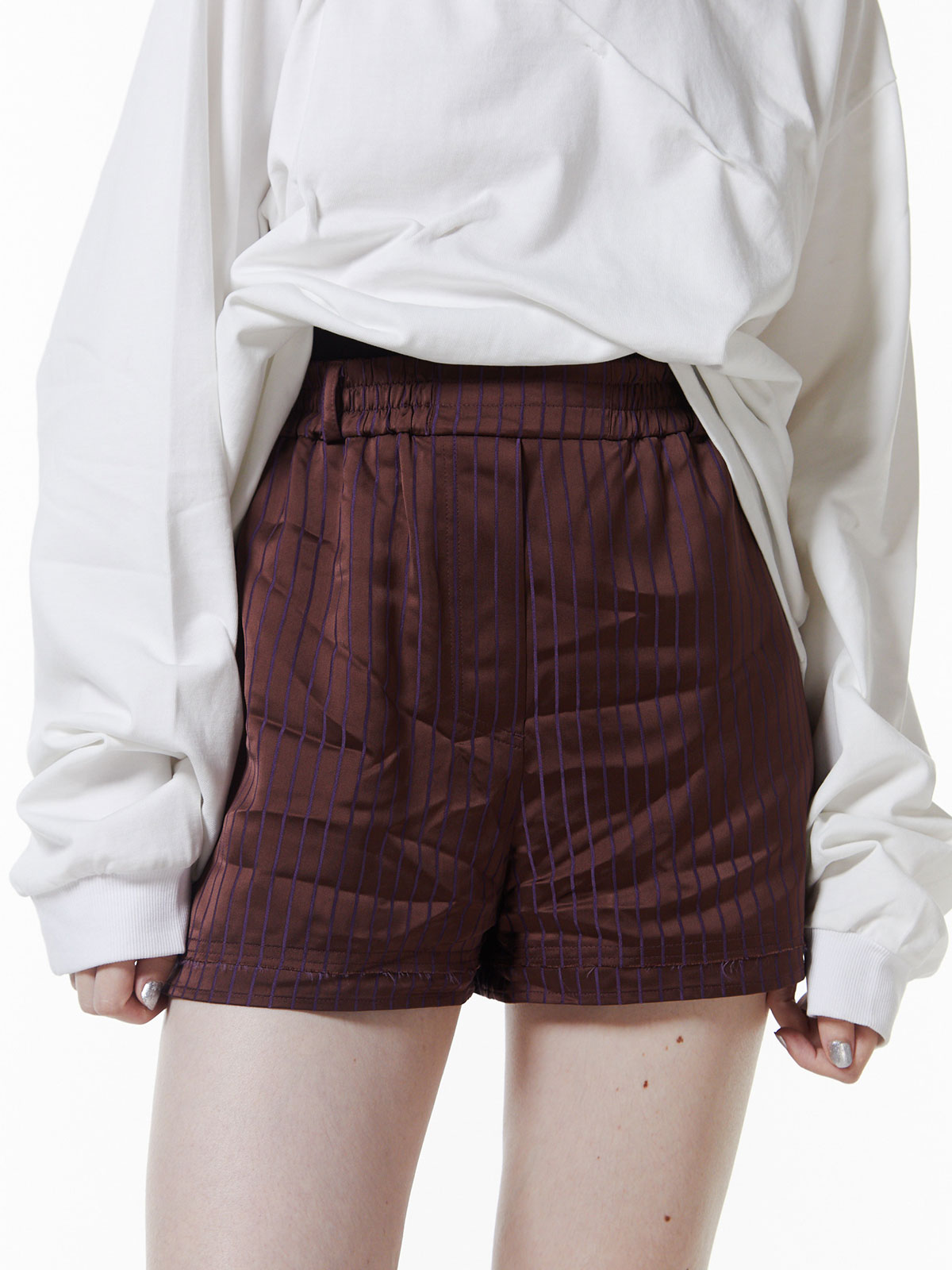 JOSEMOON SATIN STRIPE SHORT PANTS
