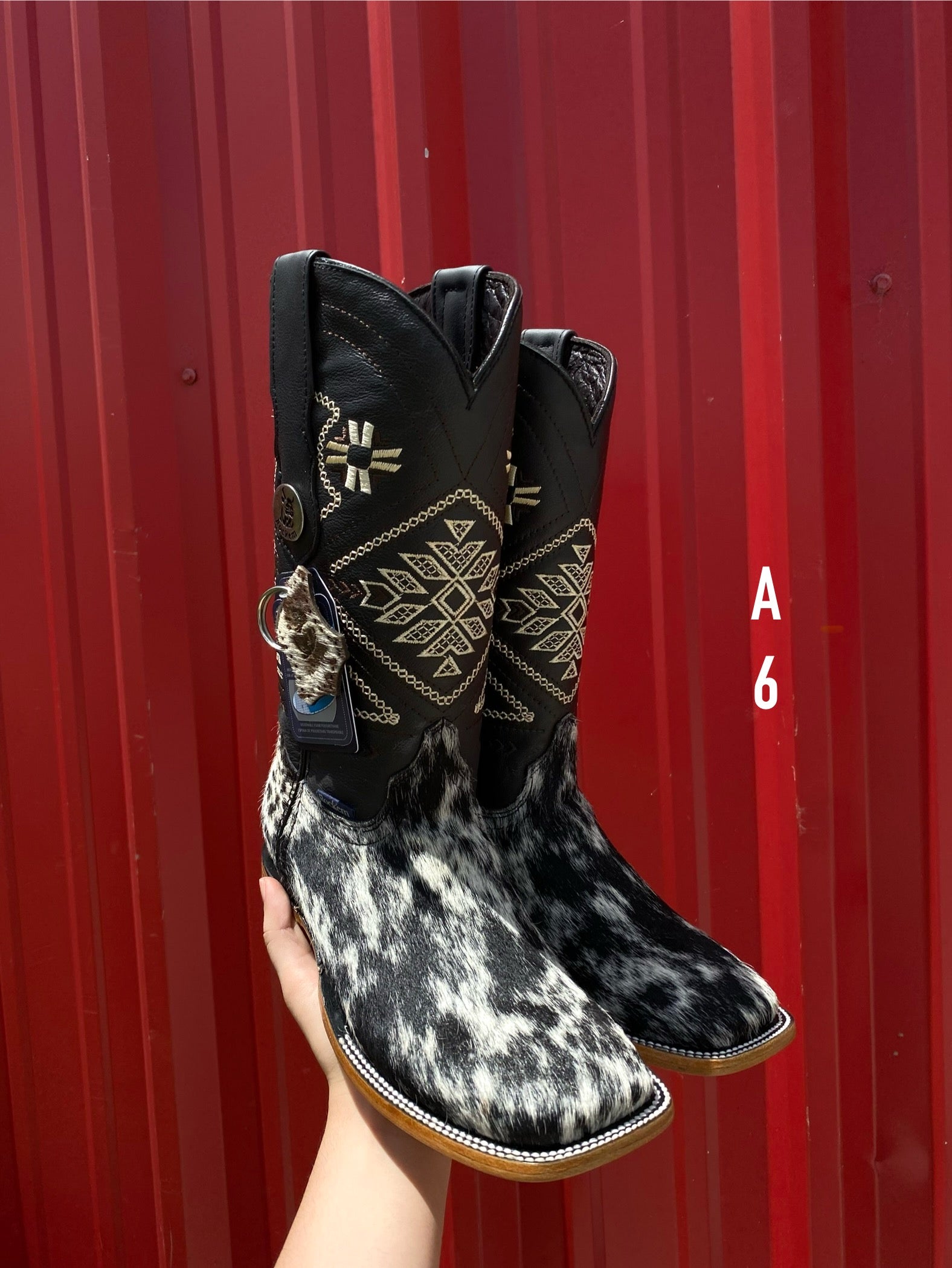 Sophia Women's Black Cowhide Boots – Josie's Boutique & Western Wear