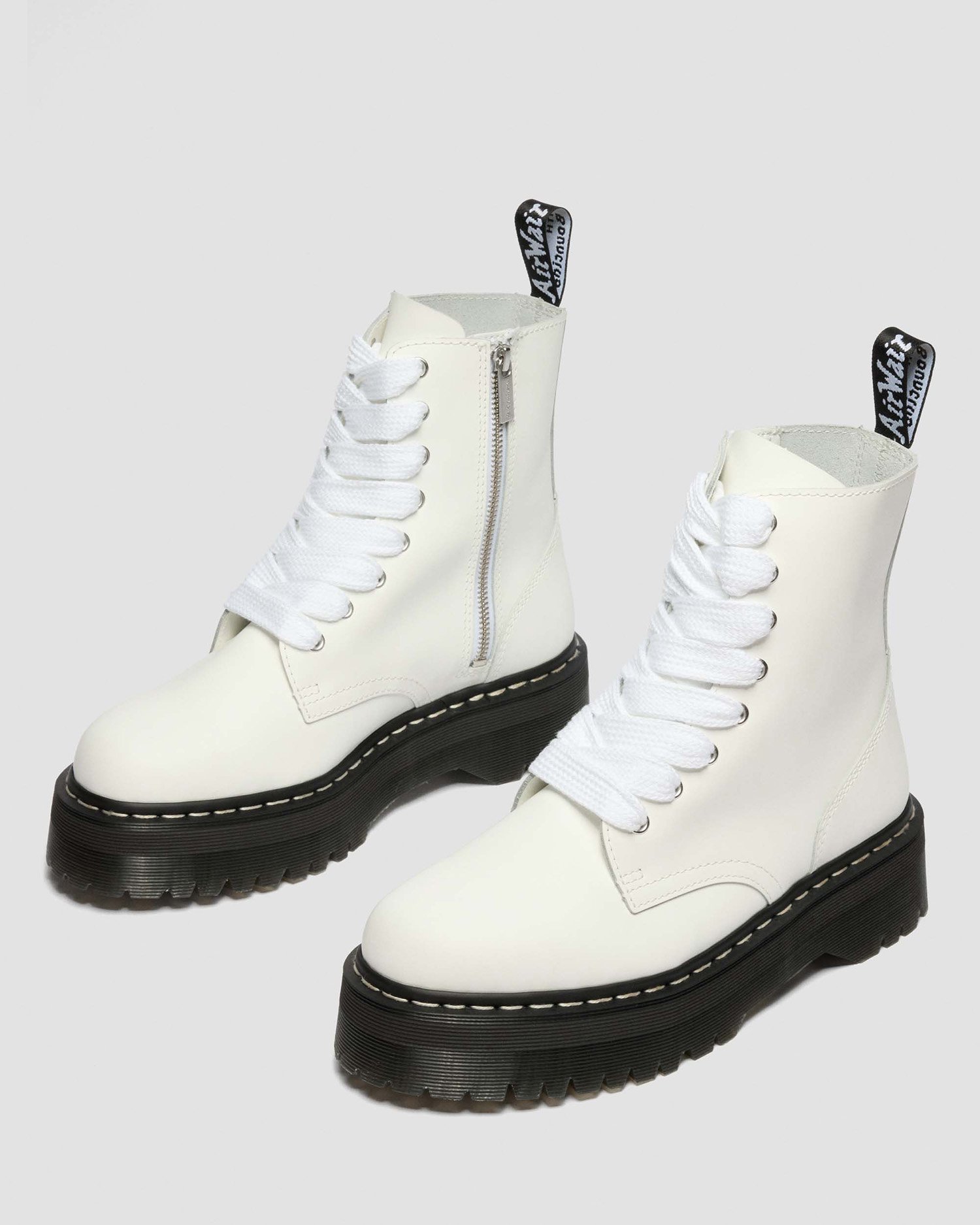 JADON ホワイトステッチ 8 ホール ブーツ