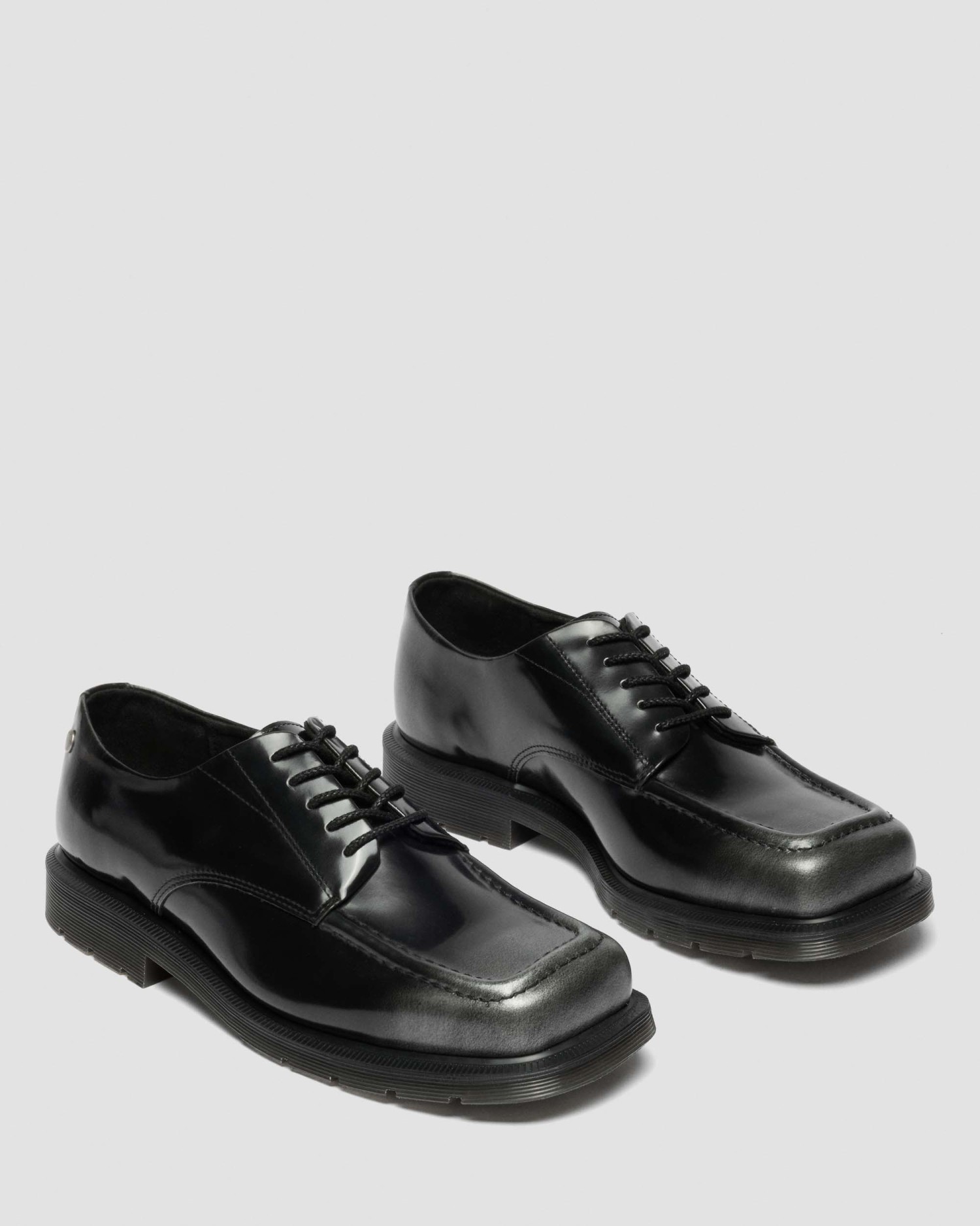 DURROW 5 ホール シューズ