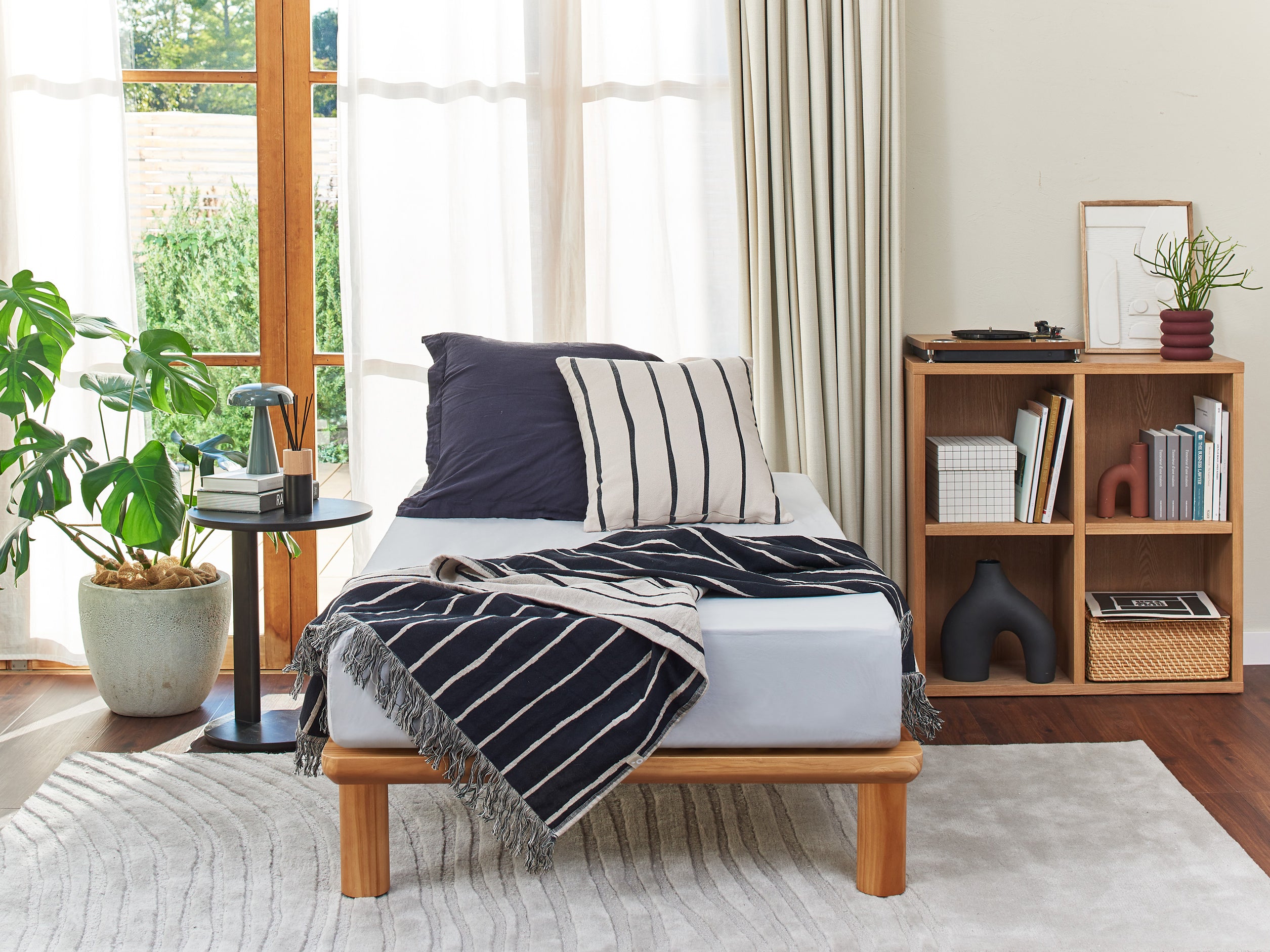 ベッドフレーム | コアラマットレス公式 – コアラマットレス公式サイト