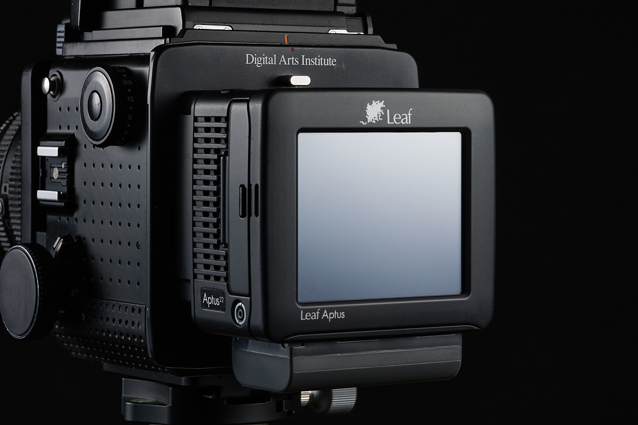 Mamiya RZ67 Pro II + Leaf Aptus 22[中判カメラANTHOLOGY] Vol.05