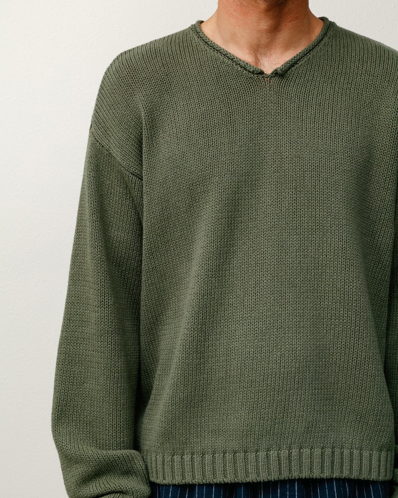 Roll V Neck Sweater – Olive | Tops & Knits | Stüssy Japan
