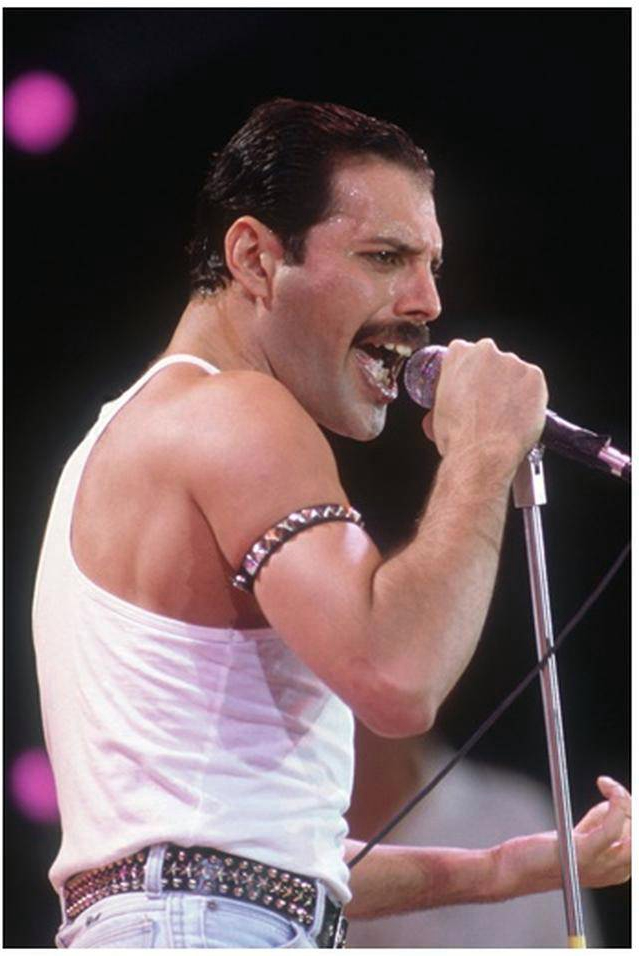 フレディ・マーキュリーのベルト完全再現 純日本製バックル＆革ベルト