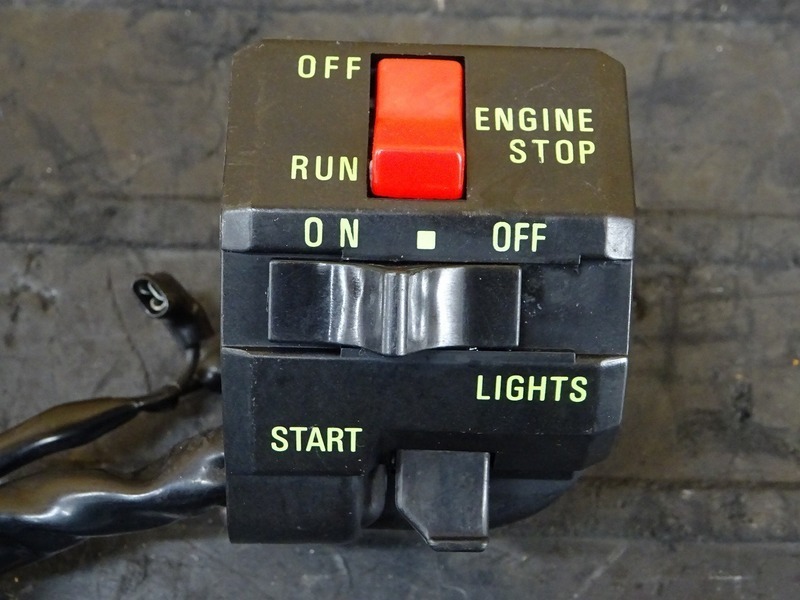 200723】ゼファー400◇ ハンドルスイッチ右 スイッチボックス右 – 中古