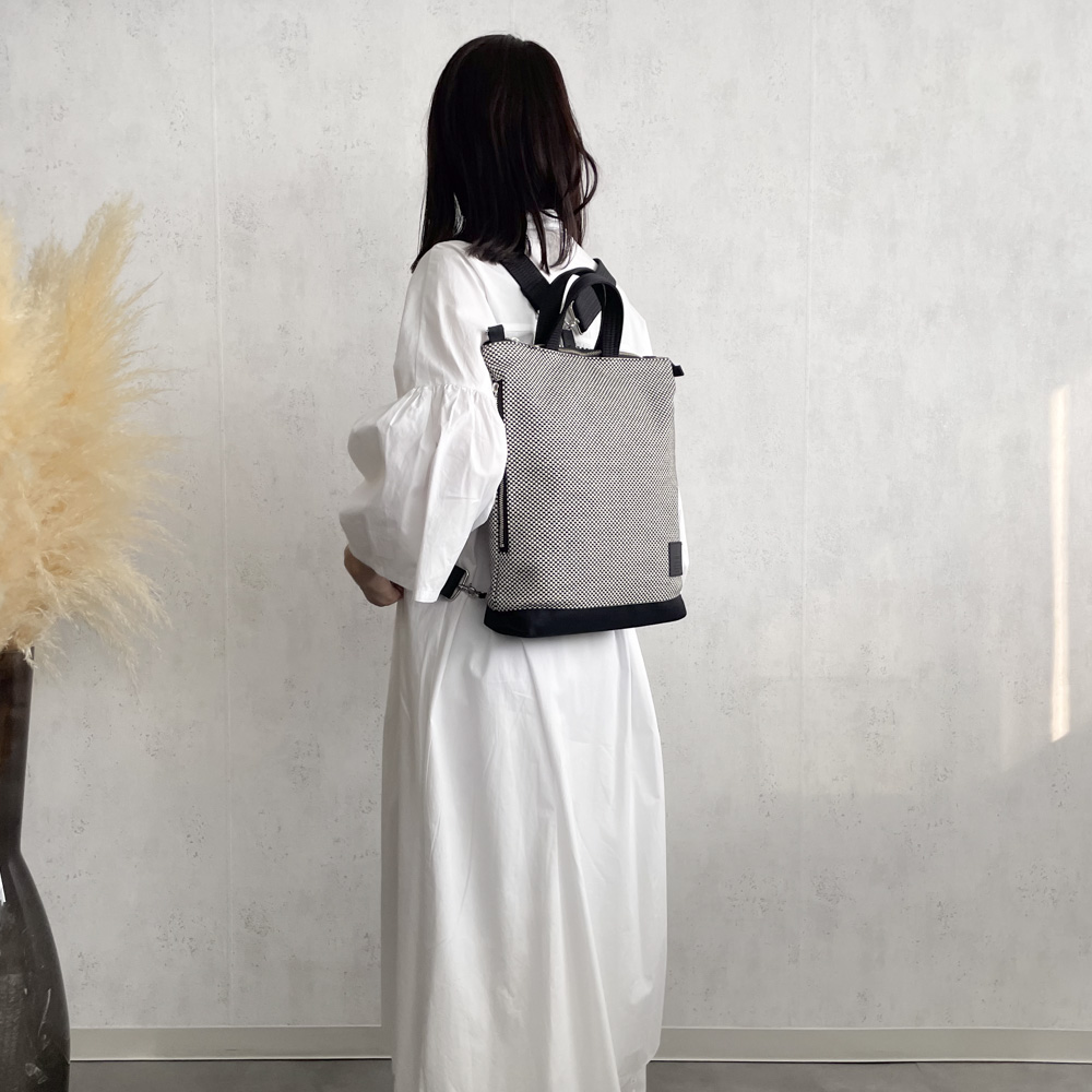 sasicco ポートサイド3WAYバッグ 白と黒の市松 | 三河木綿 刺子織
