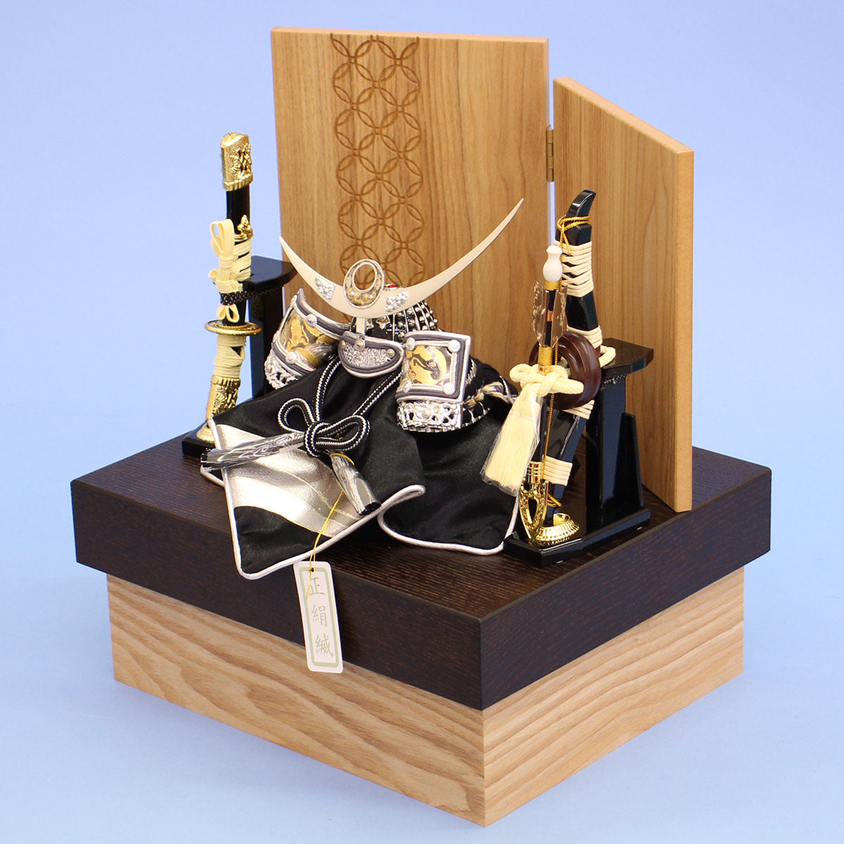 端午の節句の収納飾り。兜収納セット、鎧収納セットの販売 – 寿鳳人形