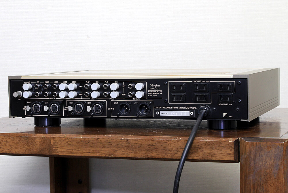 Accuphase アキュフェーズ C-11 プリアンプ - 中古オーディオの販売や