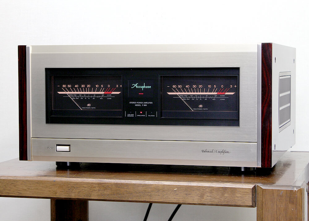Accuphase アキュフェーズ P-800 パワーアンプ 元箱付 - 中古