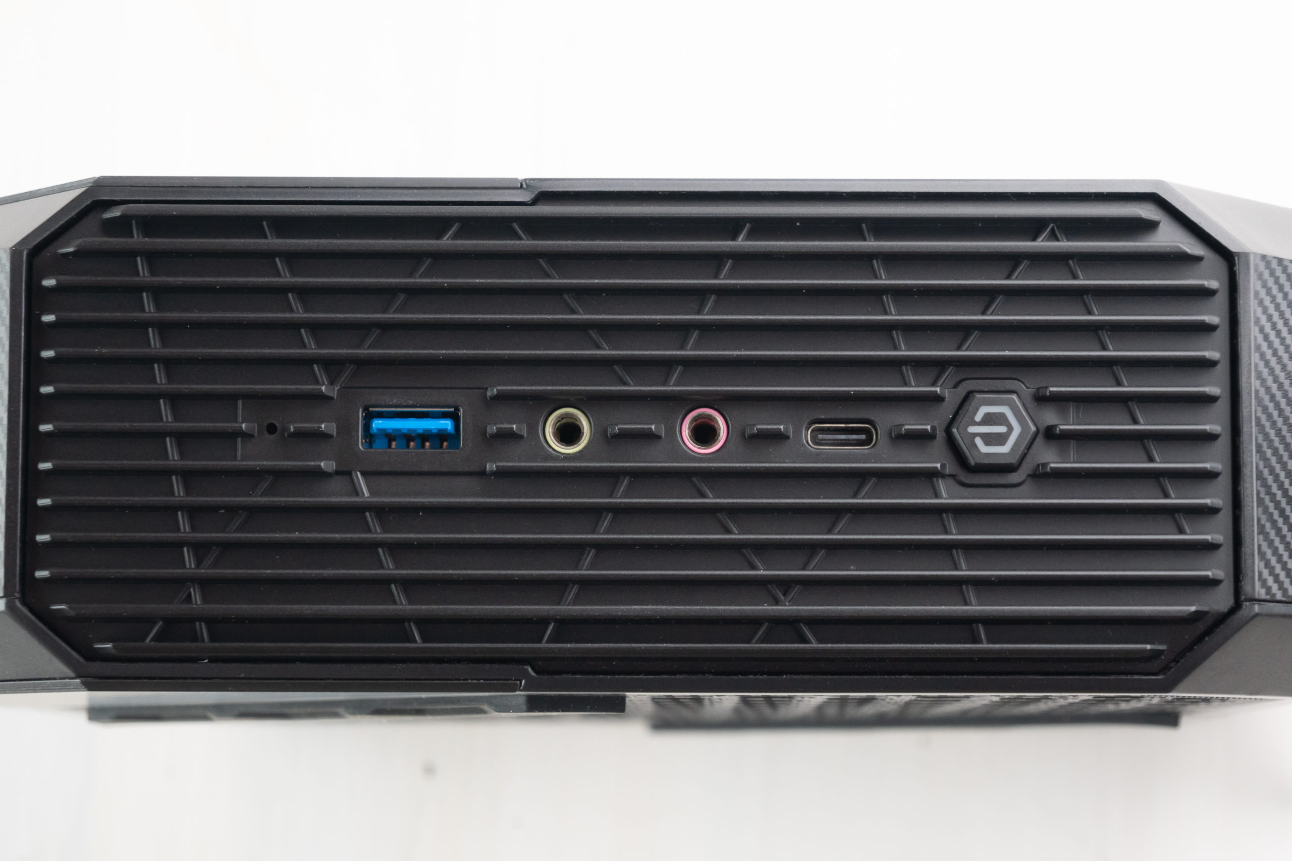 HX80G】13万円のゲーミングミニPCがスゴイ！【MINISFORUM】 | 情熱エンジン