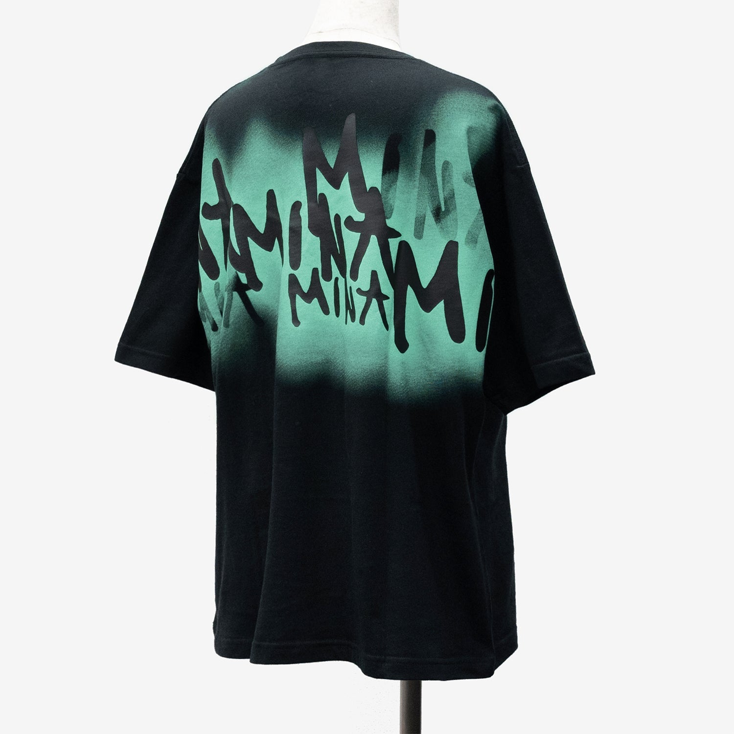 T-SHIRT〈BLACK〉【M】/ MINA / TWICE『THIS IS FOR』 – JYP JAPAN