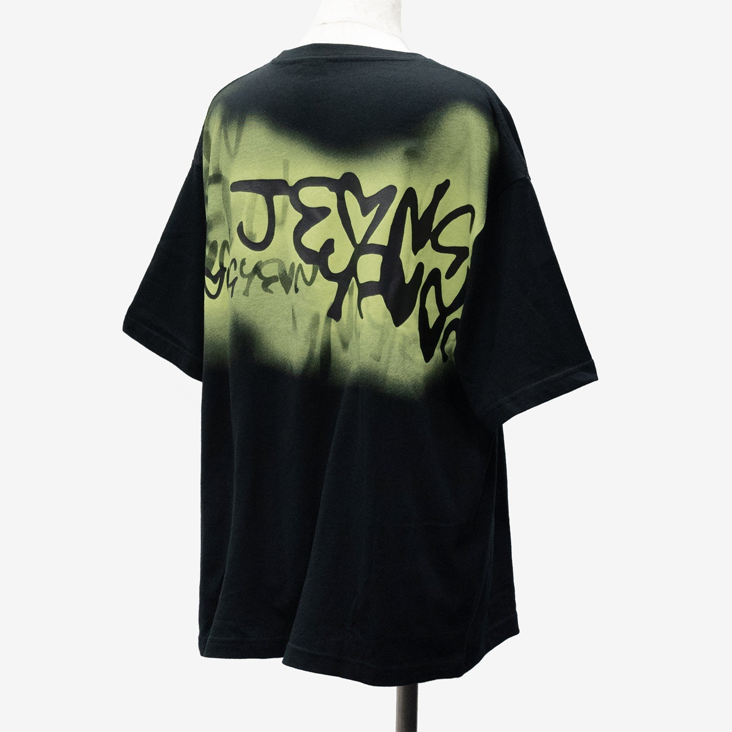 T-SHIRT〈BLACK〉【M】/ JEONGYEON / TWICE『THIS IS FOR』 – JYP