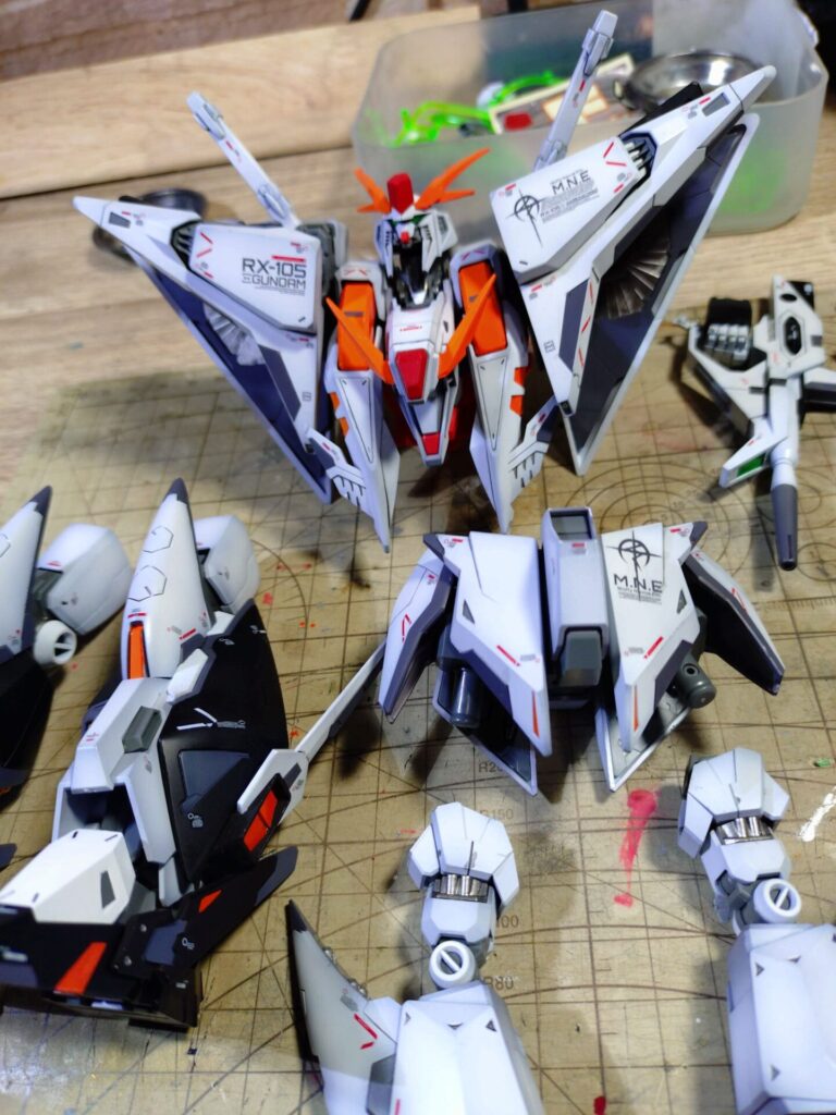 やっと入手！】閃光のハサウェイ『HG クスィーガンダム』を全塗装で