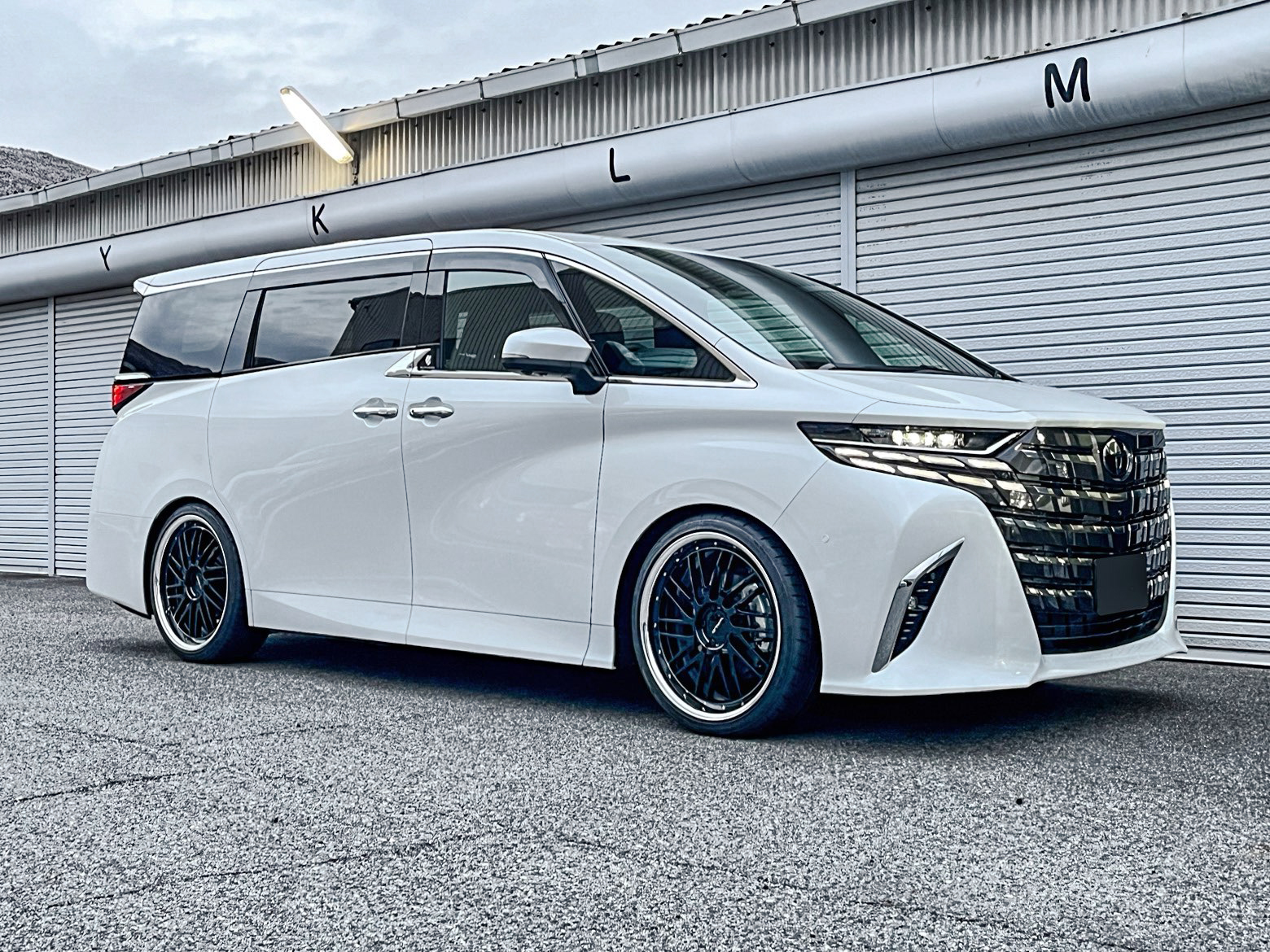 40系 新型アルファード｜TEINフレックス Zと WALD T22-C TOSCA