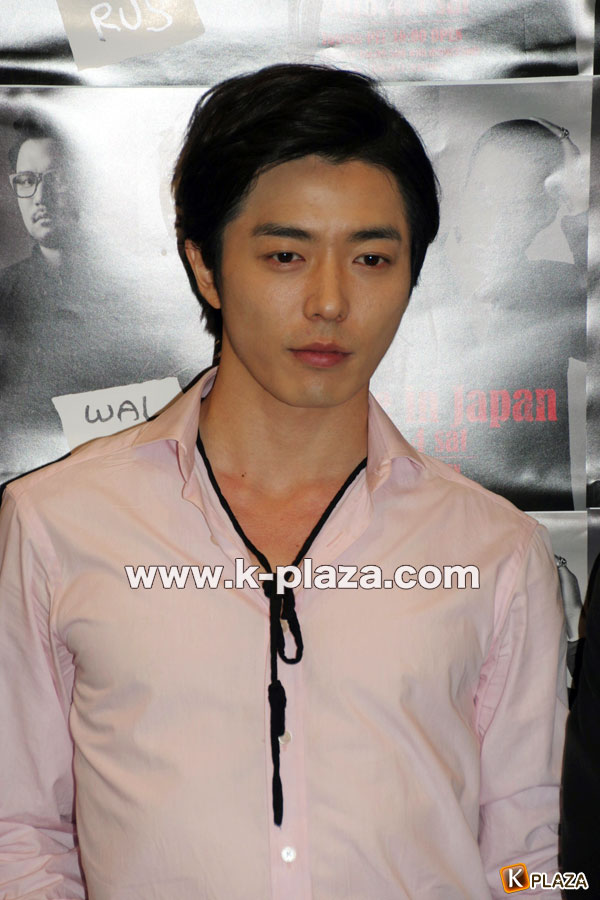 キム・ジェウク率いるWalrus（ウォーラス）が初の単独ライブ＆記者会見