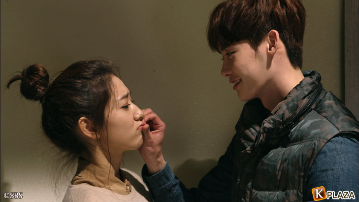 食パンキスがインパクト大！イ・ジョンソク＆パク・シネ「ピノキオ