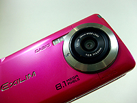 W63CA」レビュー 8.1メガカメラを搭載した最新EXILIMケータイ