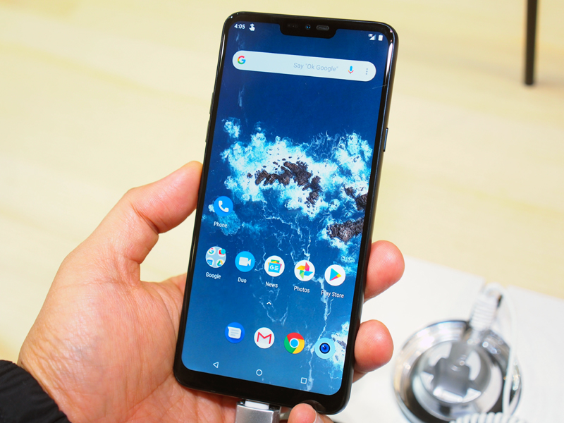 LG初のAndroid One「G7 One」など、G7 ThinQ派生モデル2機種を披露