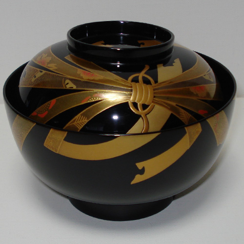 輪島塗 雑煮椀 布袋形 蓋付き -熨斗の高蒔絵仕上げ- [内外面とも黒色