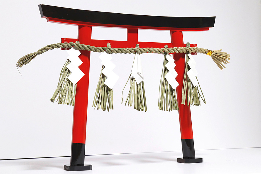 稲荷 鳥居 特大 一尺八寸 特上塗り しめ縄 付き｜神棚・神具 やまこう