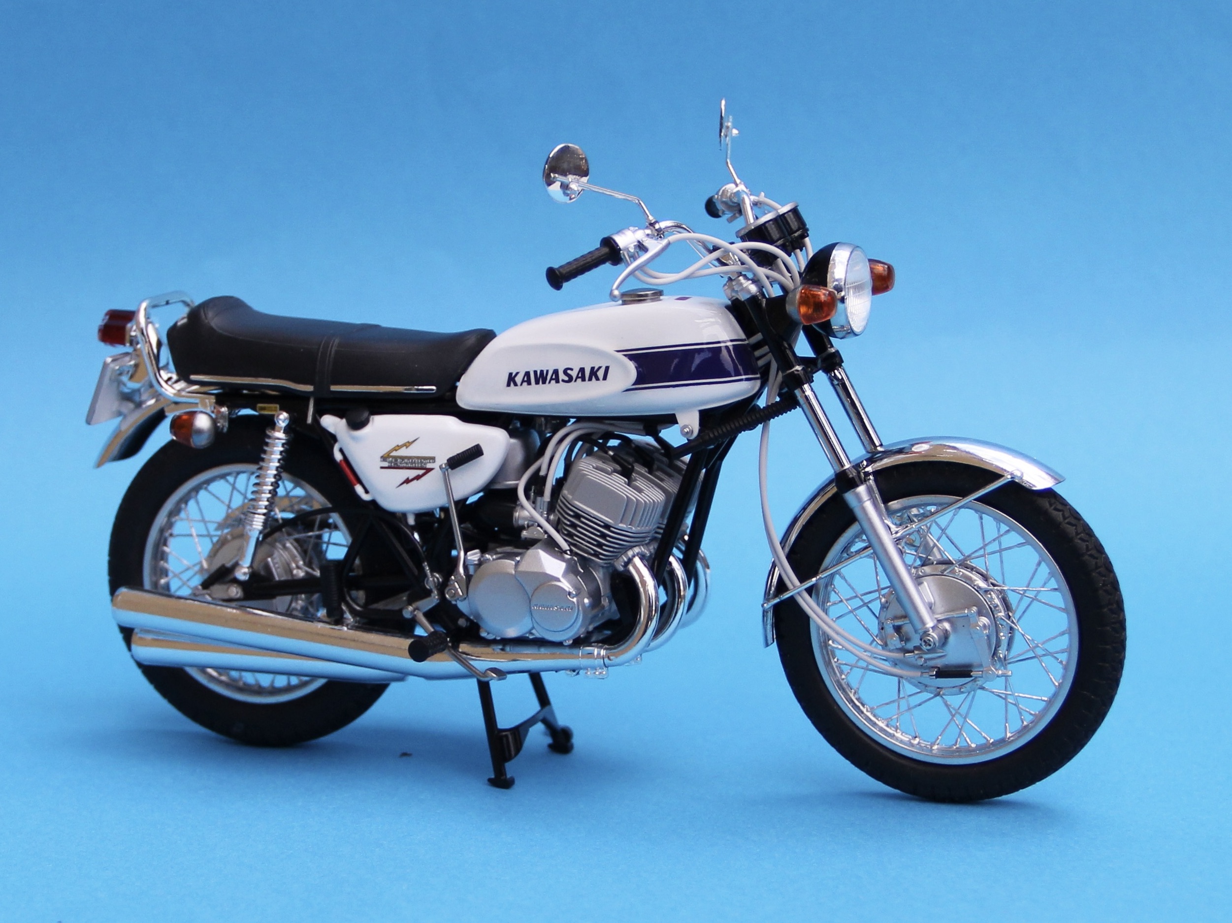 ハセガワ 1/12 カワサキ 500-SS MACH III (H1) – 模型製作 かえる工房