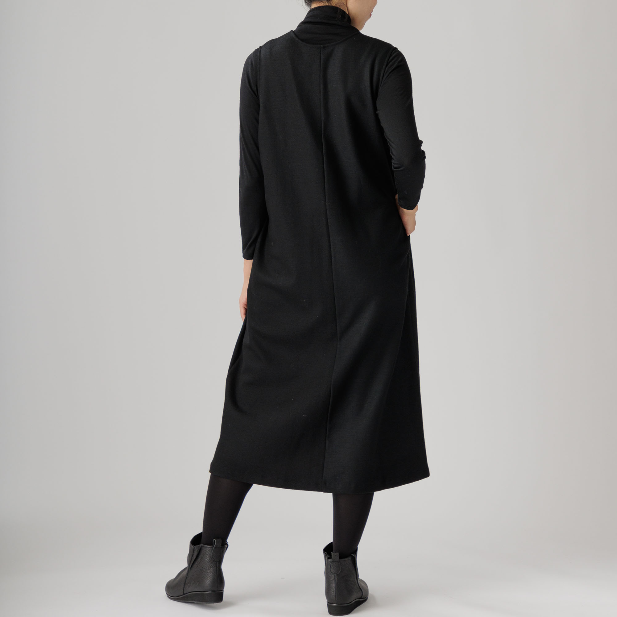 Vネックワンピース 323-32 Series | かぐらやONLINE SHOP