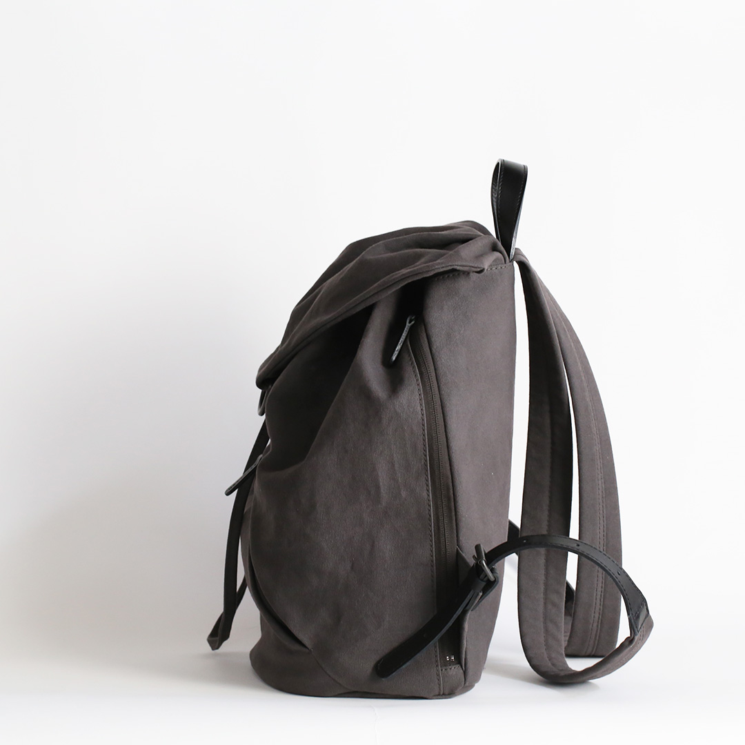 備長炭染め帆布リュックサック | 香久山鞄