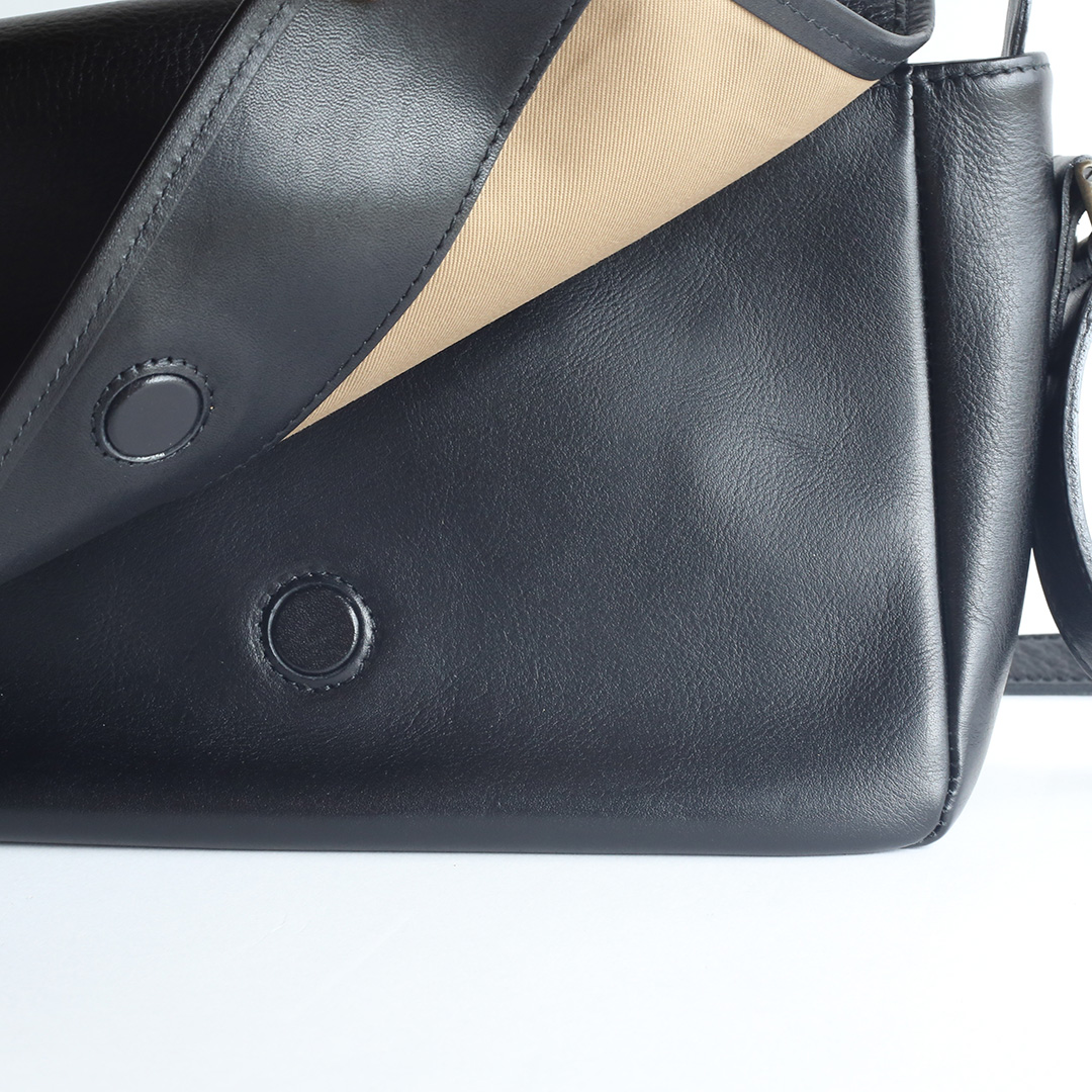 ホーガンズアレイ/レザーショルダーバッグ | 香久山鞄