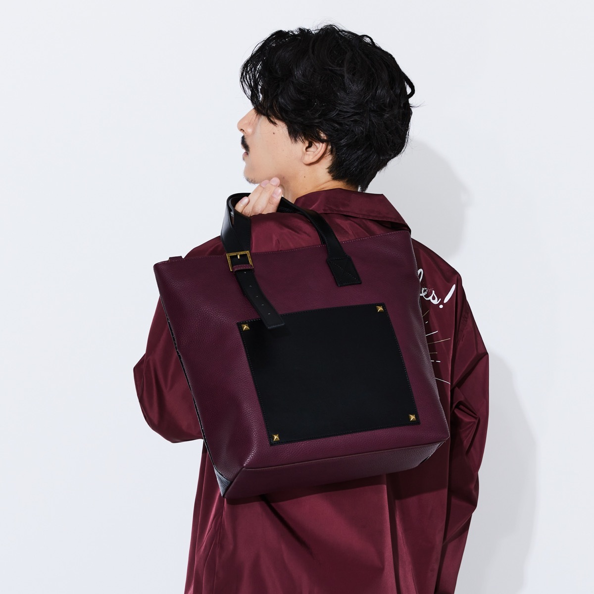 SuperGroupies「龍が如く」コラボアイテム／写真は真島吾朗モデルの