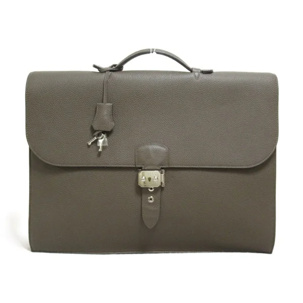 エルメス】サックアデペッシュの定価やサイズ感・使い勝手を解説