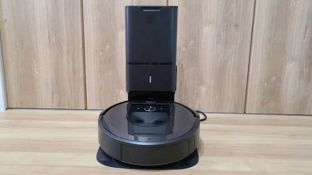 ルンバi7+実機レビュー】マッピング性能とクリーンベースが超優秀‼︎