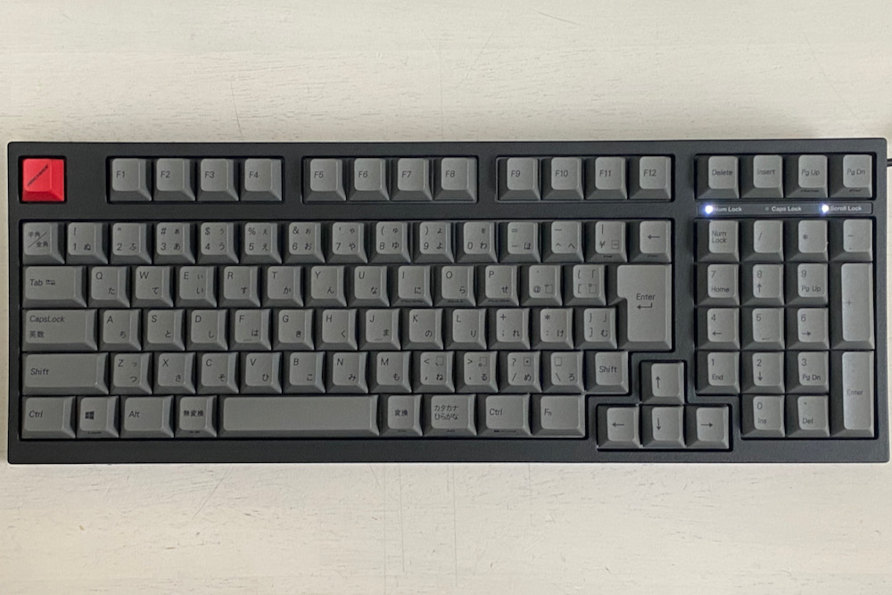 Maestro 2S レビュー・テンキーレスサイズのフルキーボードをクリア軸