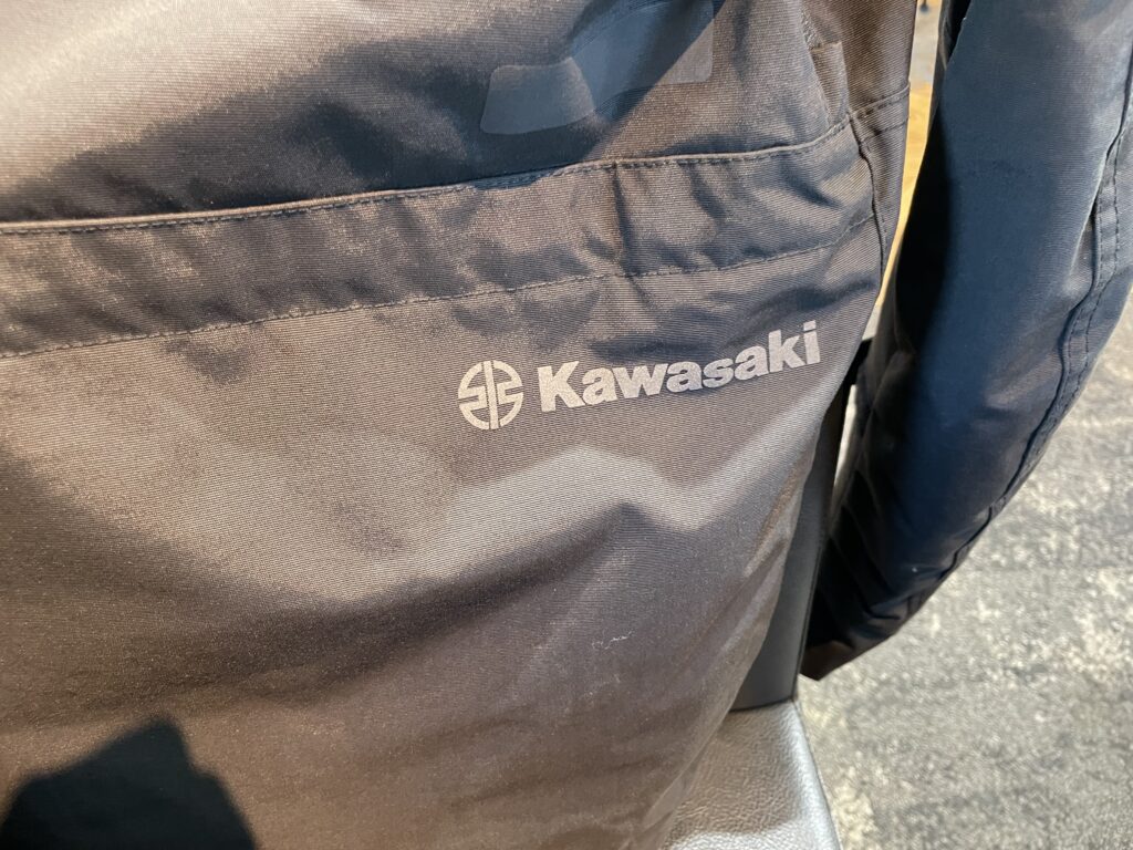 カワサキ モンスターオールシーズンパーカのご紹介 | KAWASAKI-ZONE