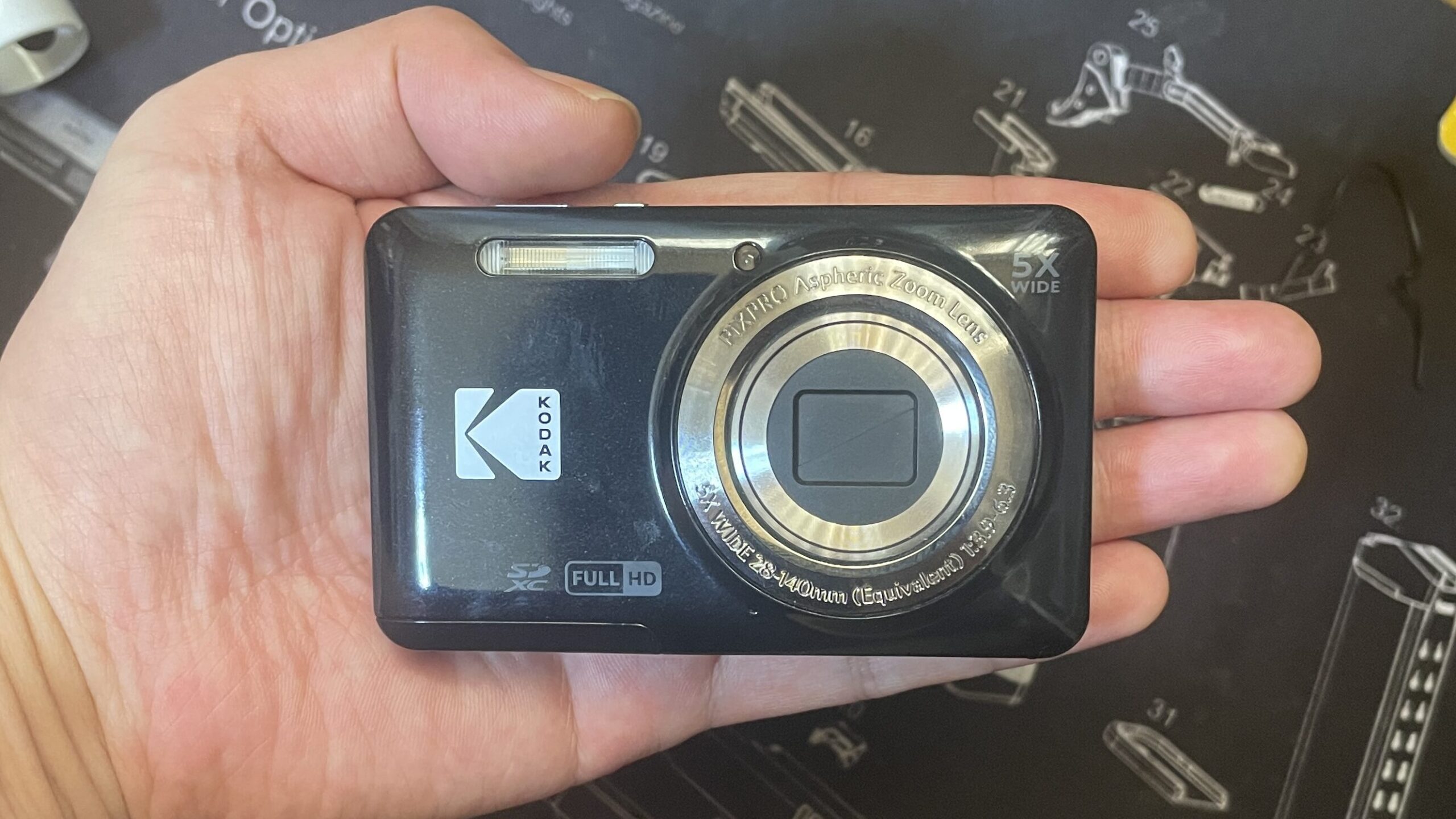 コンデジ コダック PIXPRO FZ55 機械エンジニア視点レビュー