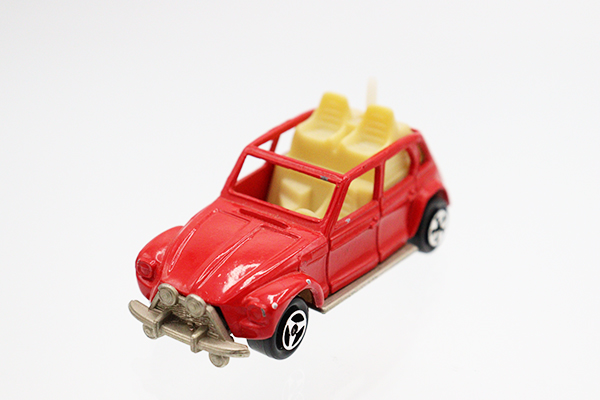 ミニカーショップ ケンボックス マジョレットシトロエン2CV (赤