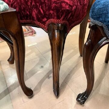 プロの解説】アンティーク家具の猫脚とツイスト脚 | アンティーク家具