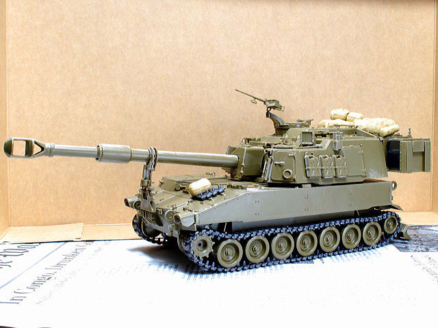 M109A6 パラディン アメリカ軍自走砲 イタレリ 1/35 組立と塗装・製作