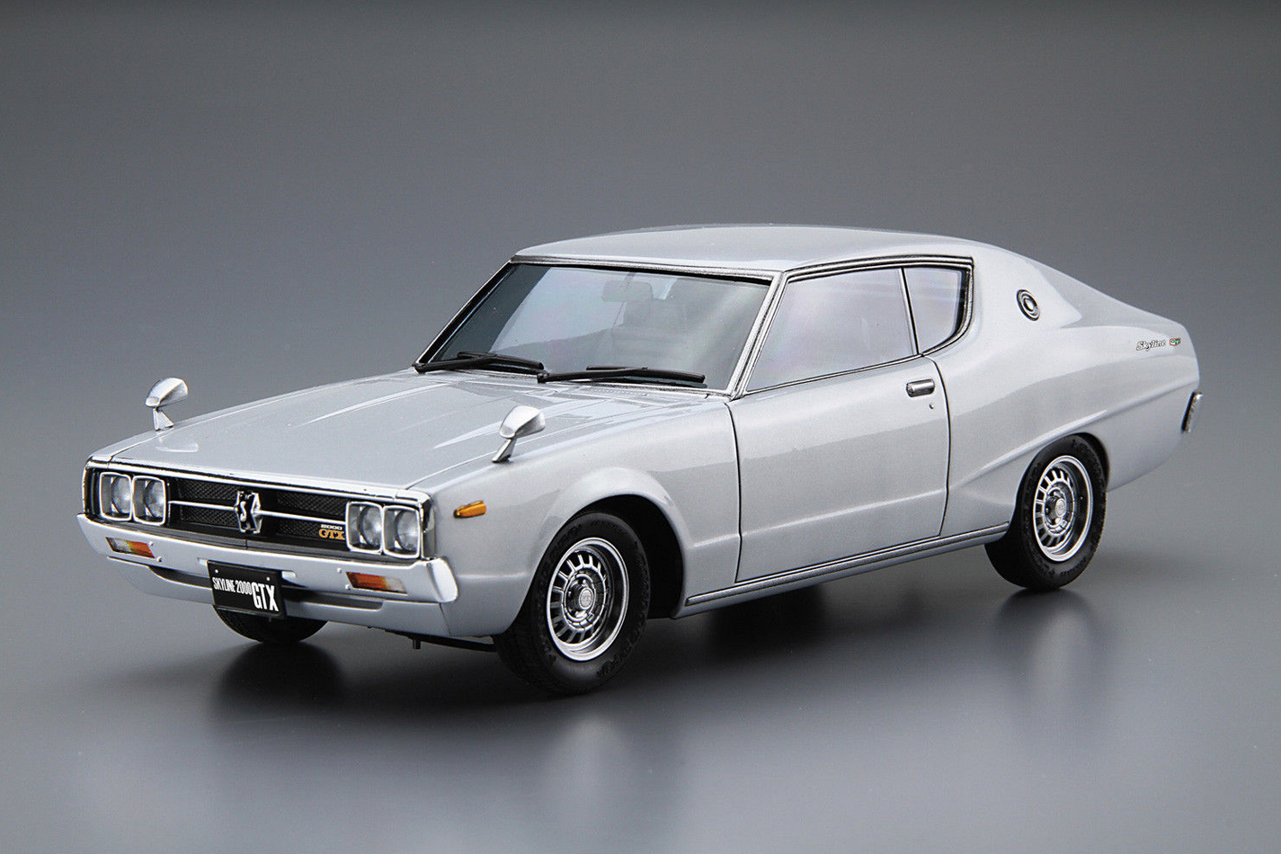 1:24 Scale Aoshima Nissan GC111 Skyline HT2000 GTX-E.S '76 Car