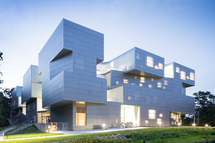 The Visual Arts Building at the University of Iowa (Iowa, USA