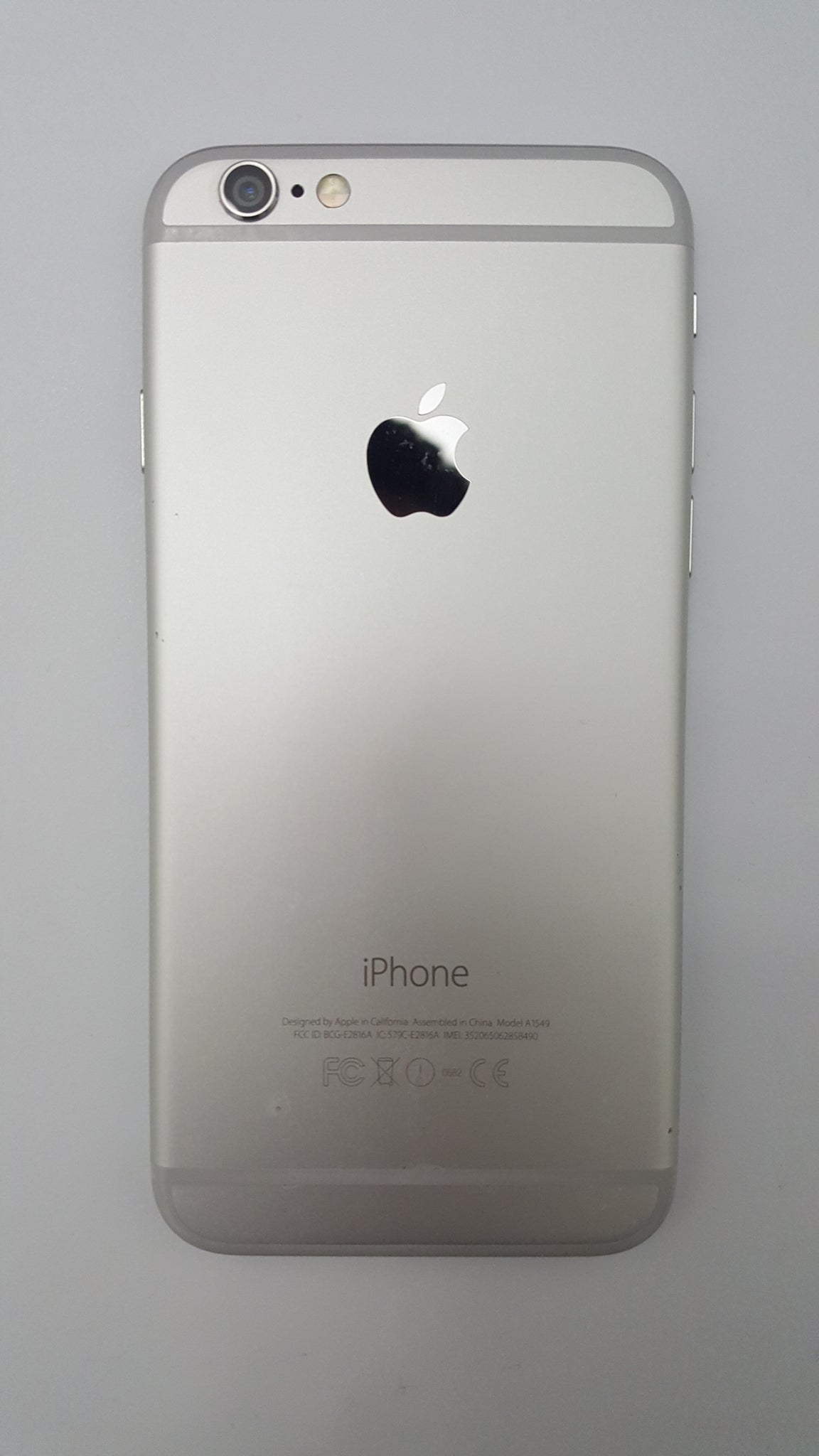 Apple iPhone 6 (16GB) 4.7